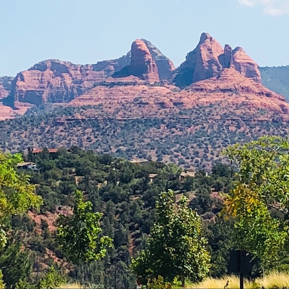 Meet your Posher. - Picture 2 of 4